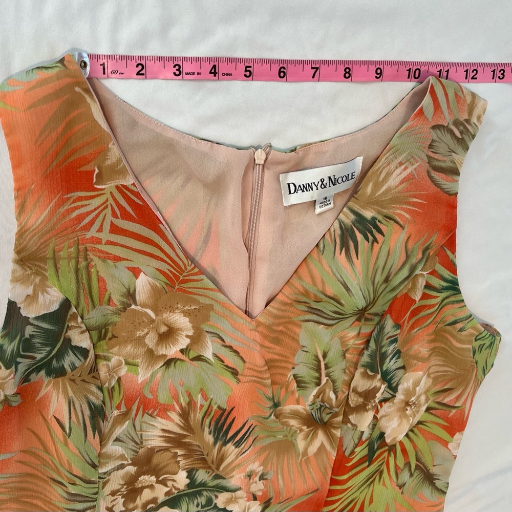 Danny & Nicole Peach Maxi Dress with Beige and Green Tropical Print Sz 16 - Picture 9 of 15